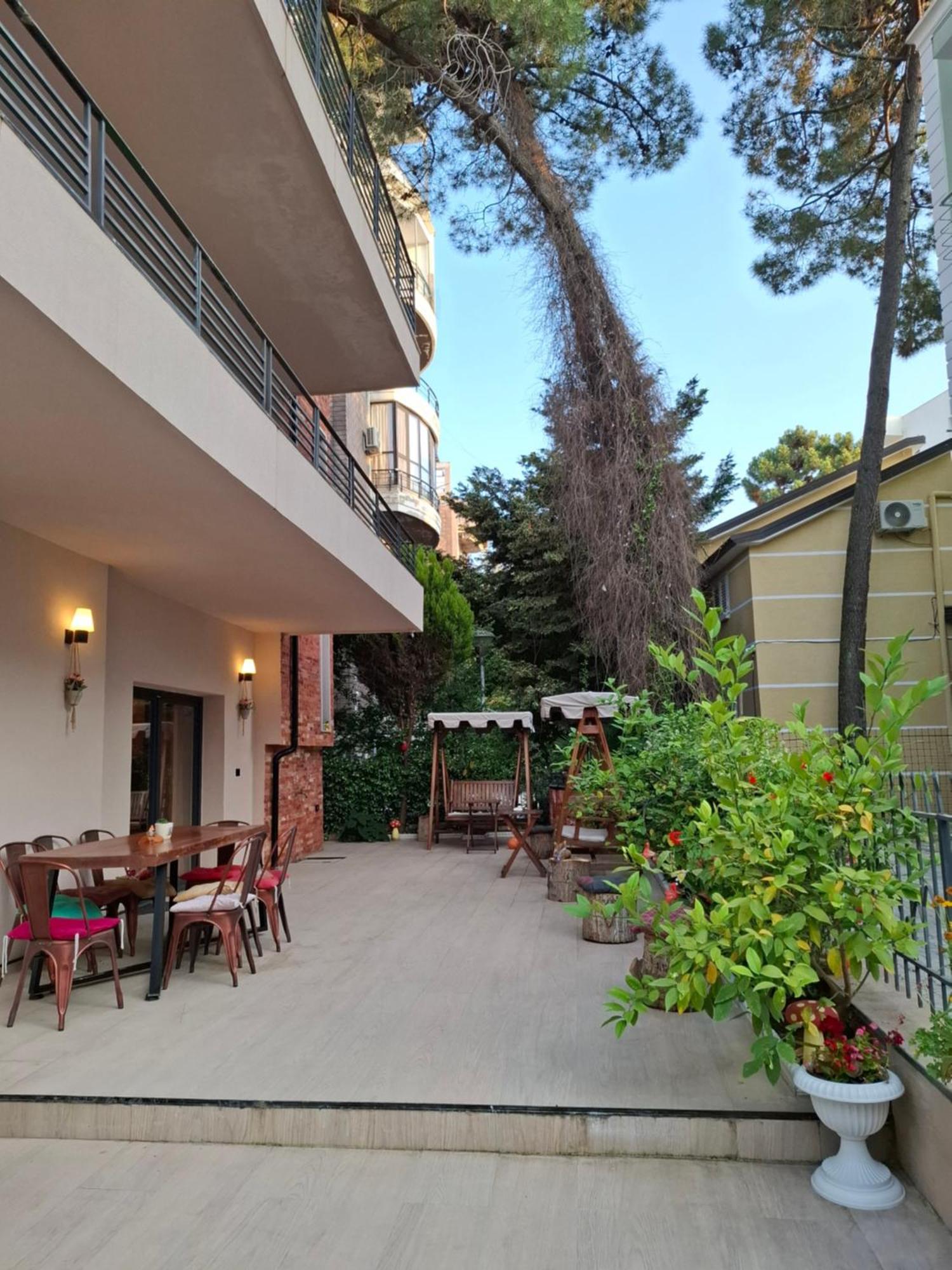 Domin Apartment, Golem, Durres Apartman *
